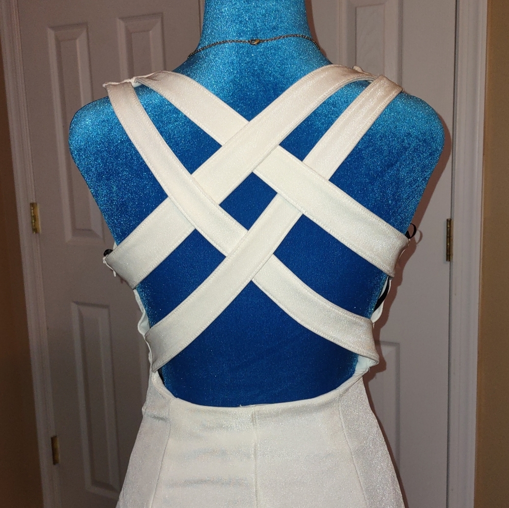 Dress - Picture 2 of 5